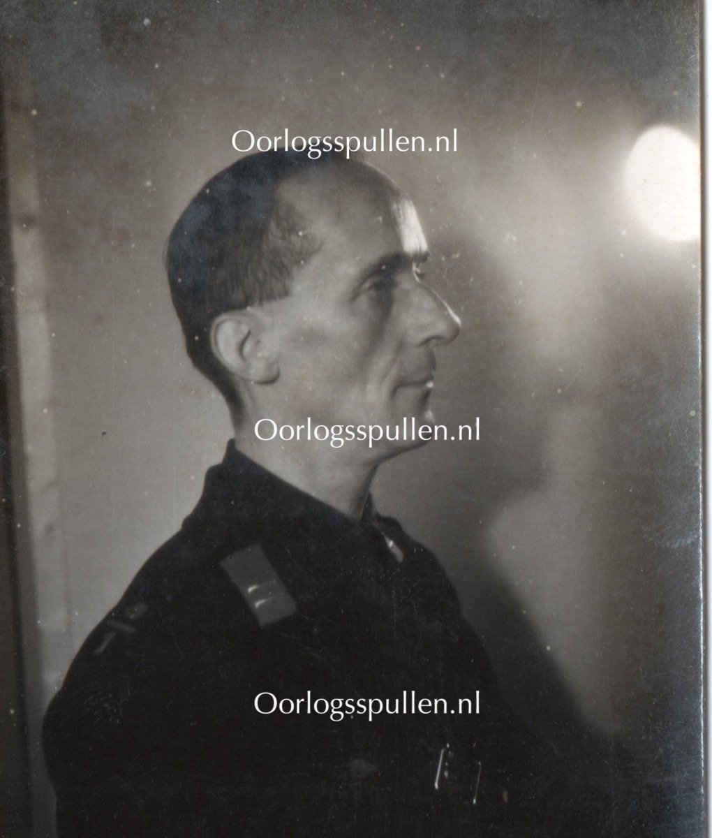 Original WWII Dutch NSB photo grouping – H.L. Schuilenburg — image 5