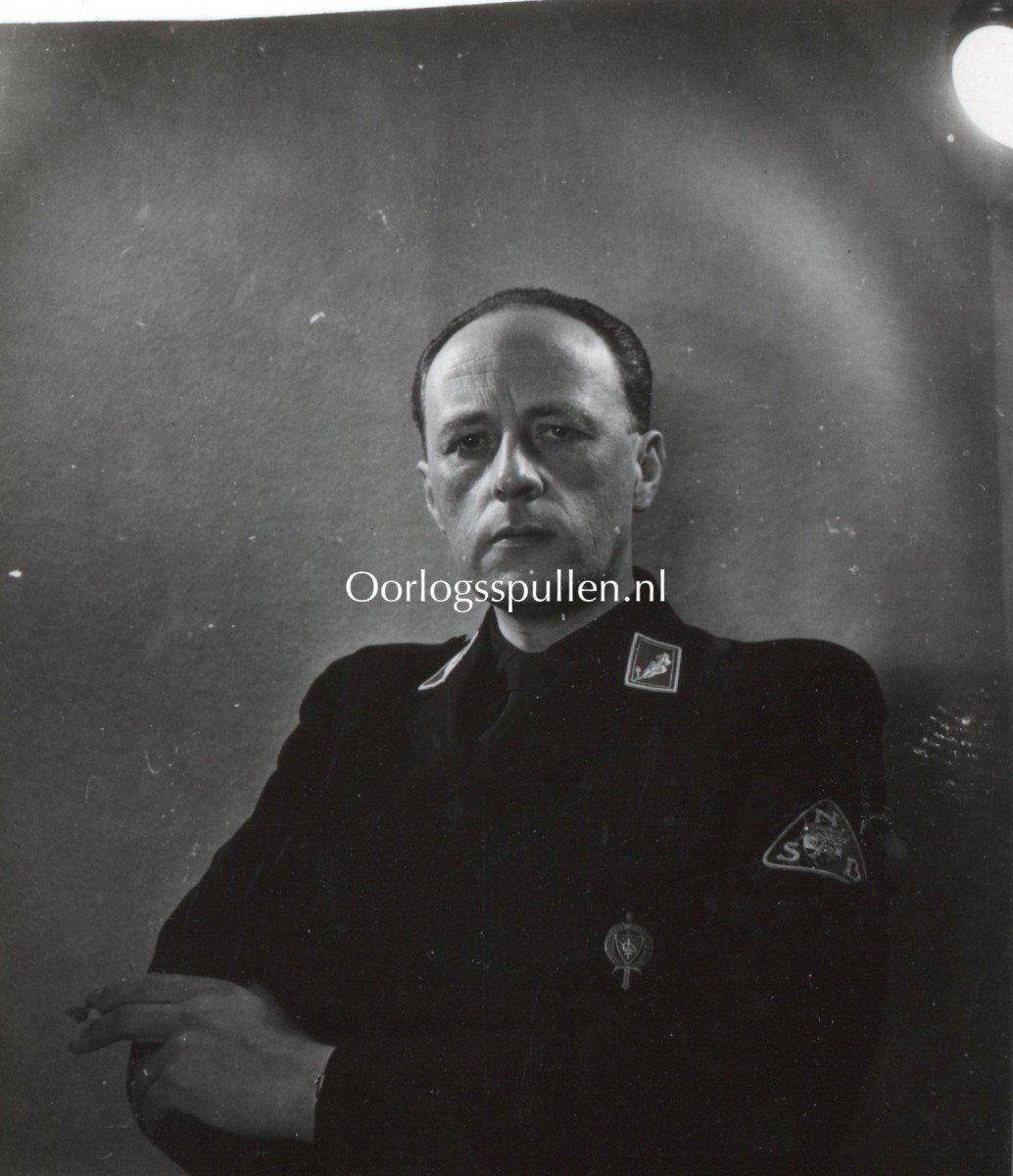 Original WWII Dutch NSB photo grouping – Ernst Voorhoeve — image 18