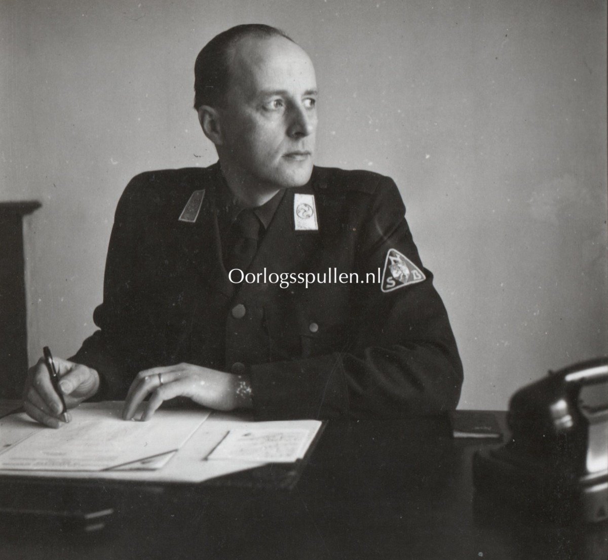 Original WWII Dutch NSB photo grouping – Ernst Voorhoeve — image 9