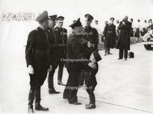 Original WWII Dutch NSB large photo 'Mussert & Zondervan'