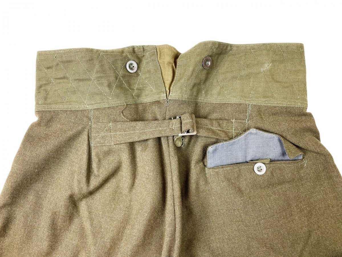 Original WWII Russian M43 Lieutenant artillery uniform grouping — image 15