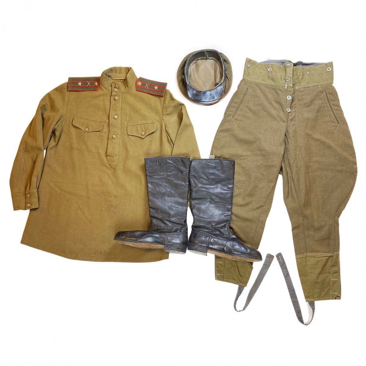 Original WWII Russian M43 Lieutenant artillery uniform grouping — image 2
