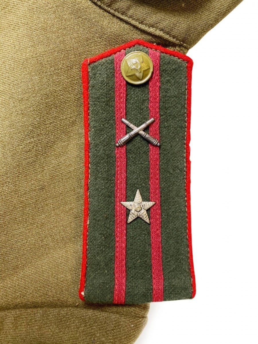 Original WWII Russian M43 Lieutenant artillery uniform grouping — image 5
