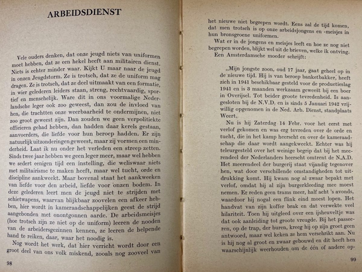 Original WWII Dutch collaboration book – Max Blokzijl's luisteraars antwoorden — image 5
