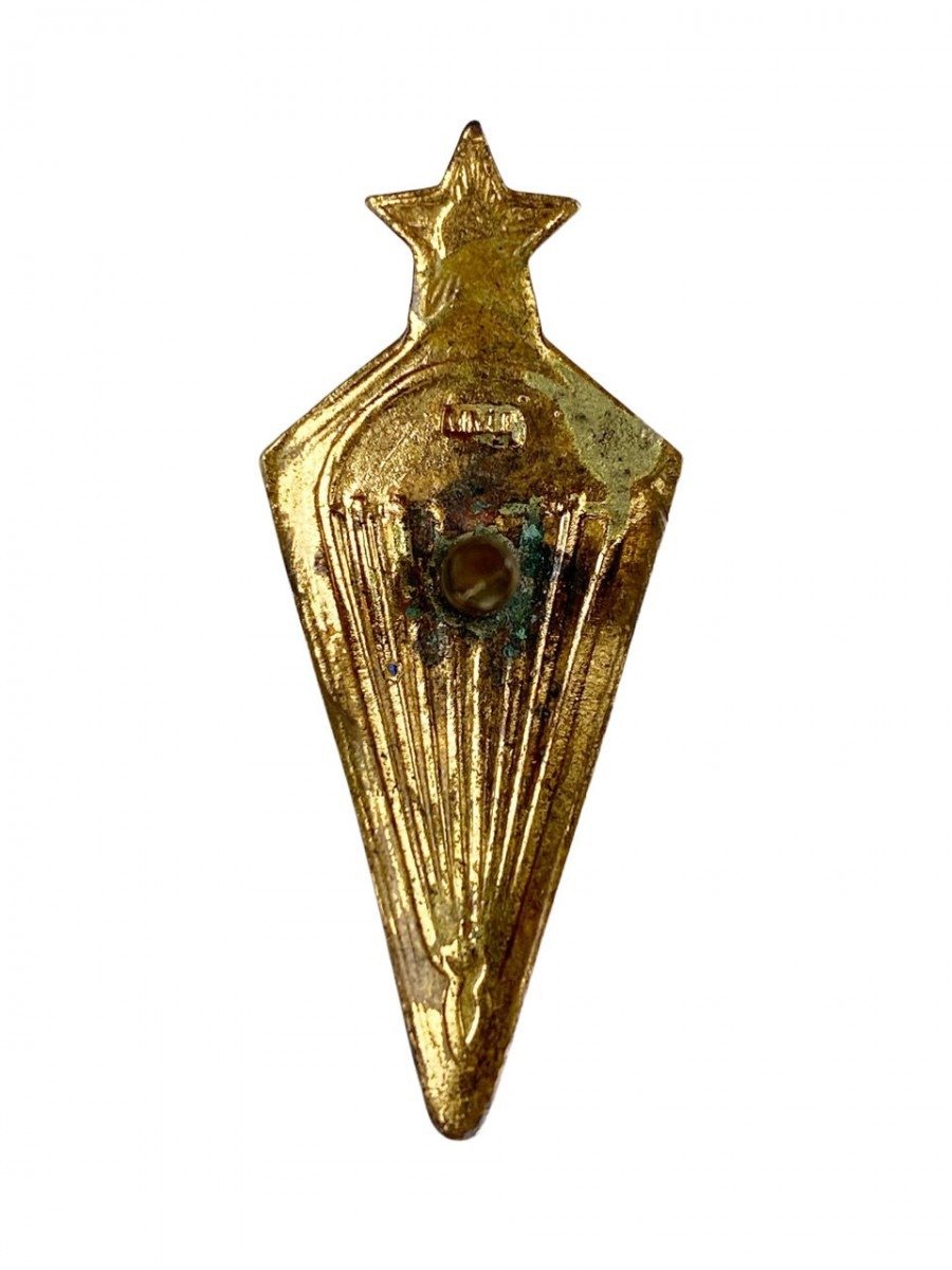 Original WWII Russian paratrooper badge — image 4