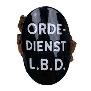 Original WWII Dutch 'Luchtbeschermingsdienst' arm shield Orde Dienst