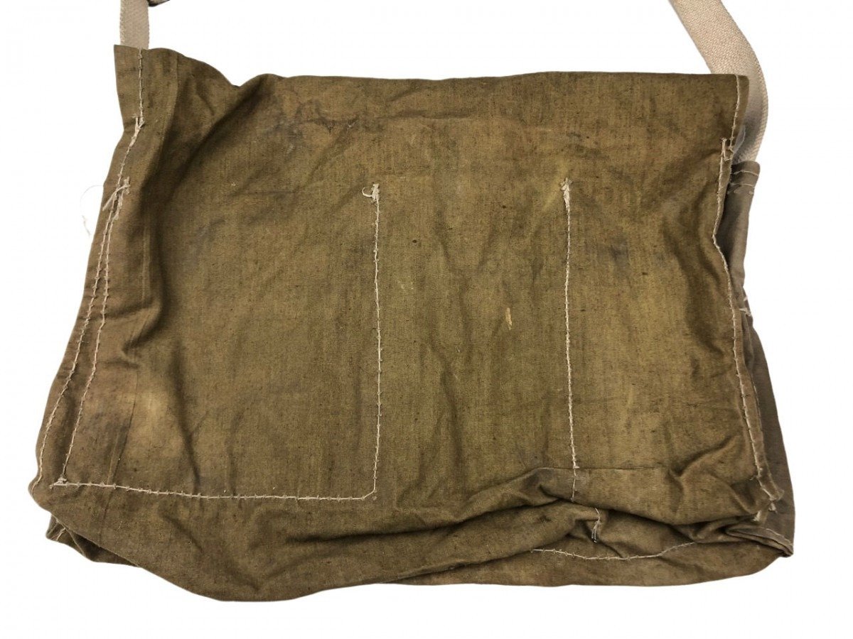 Original WWII Russian combat engineers bag with strap — image 6