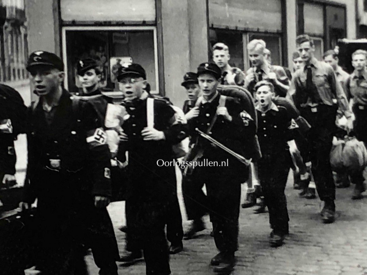 Original WWII Flemish Hitlerjugend photo grouping – Flemish HJ in Brussels — image 15