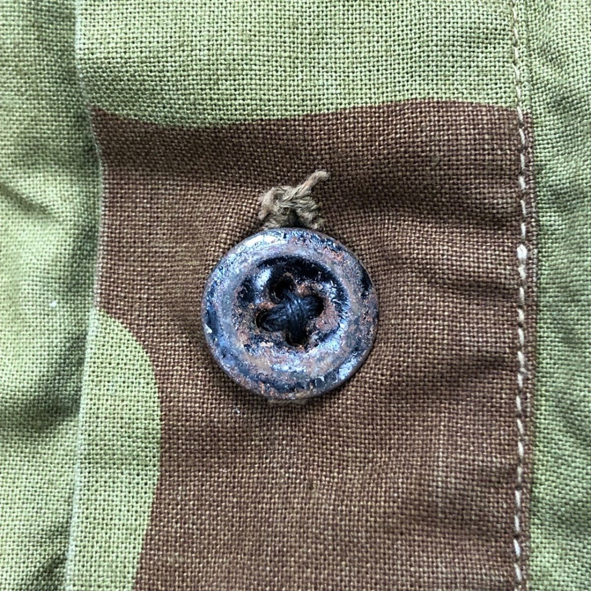 Original WWII Russian 'amoeba' camouflage smock — image 9