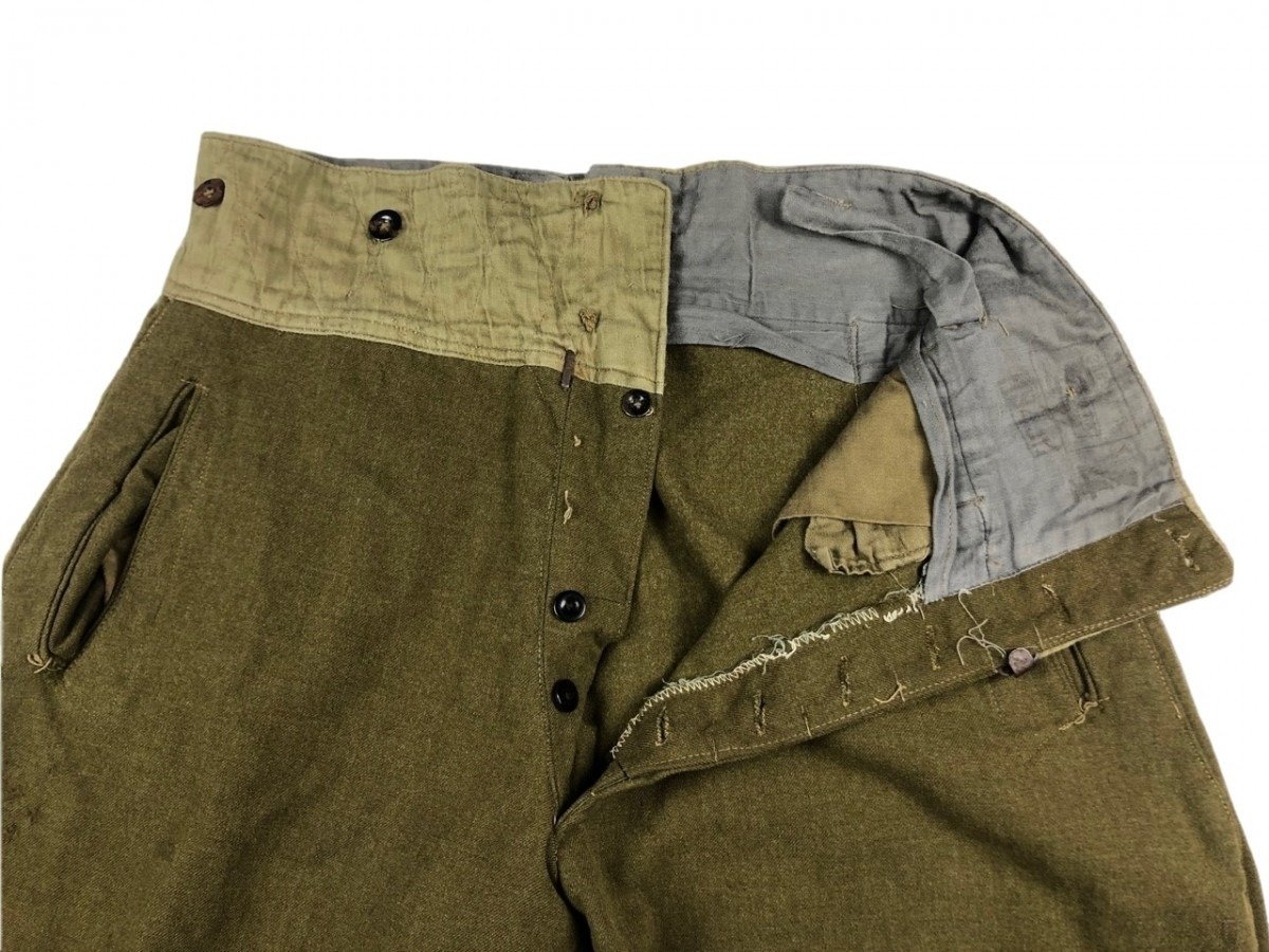 Originele WWII Russische M43 lend lease Gymnasterka met broek en foto van drager — image 15