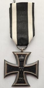 1914 Iron Cross Second Class by Schneider mm S