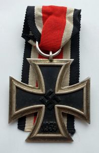1939 Iron Cross Second Class UM S&L design (no.1)