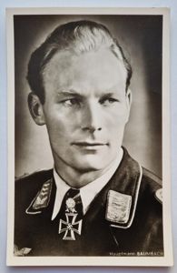 Hoffmann portrait postcard of Luftwaffe Bomber ace Hauptmann Werner Baumbach.