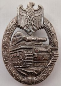 Silver Panzer Assault Badge 'Daisy'.