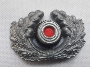 Wreath and Roundel for Army Cap