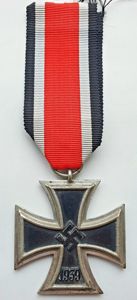 1939 Iron Cross Second Class UM S&L design (no.2).