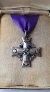 Cased WWI Canadian Memorial Cross with original issue condolence card …