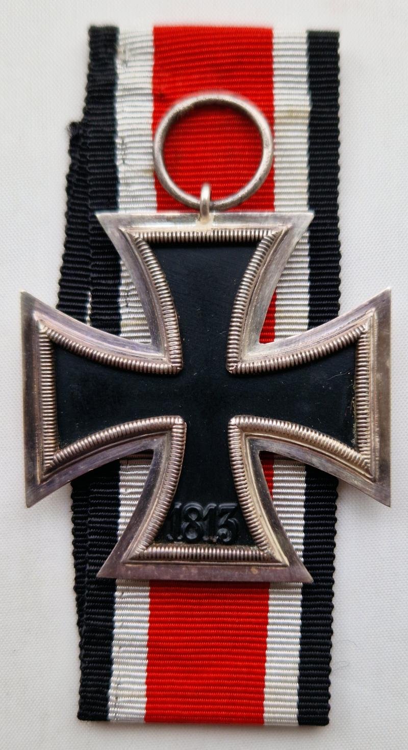 1939 Iron Cross Second Class — image 2
