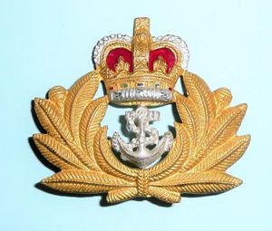 Royal Navy Officers Gilt, Silver Plated and Velvet Cap Badge. …