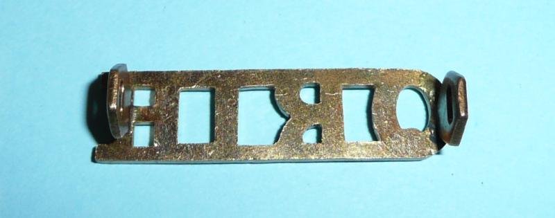 QRIH (Queen's Royal Irish Hussars) Gilt Brass Shoulder Title — image 2