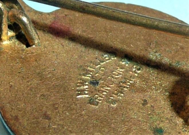 WW2 Royal Air Force (RAF) No 1 Parachute Training School Gilt and Enamel Lapel Pin Badge Brooch, Kings Crown - Miller — image 4