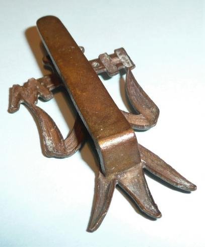 The Welsh ( Yeomanry ) Horse ( Lancers ) Bronze Cap Badge — image 3