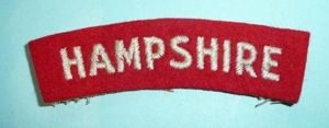 WW2 Hampshire Regiment Embroidered White on Red Cloth Felt Shoulder …