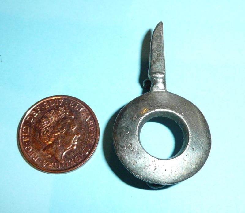 British Indian & Indian Army  - Sikh Light Infantry Cap Badge — image 2