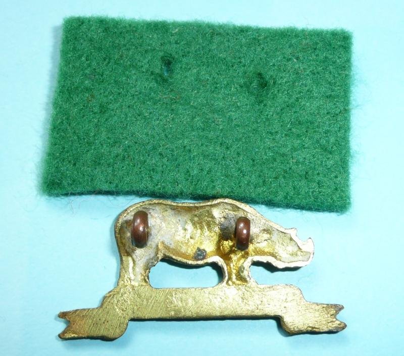 Indian Army WW2 Raised Unit - The Assam Regiment Cast Brass Cap Badge — image 2
