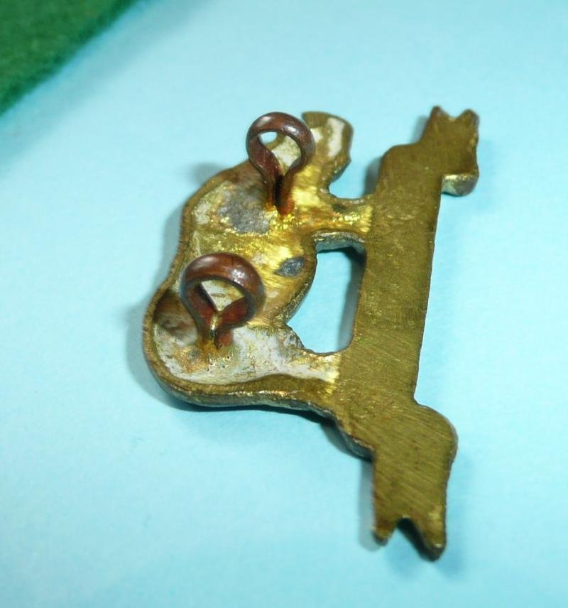 Indian Army WW2 Raised Unit - The Assam Regiment Cast Brass Cap Badge — image 3