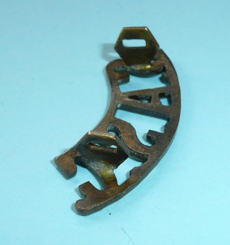 SASC Small Arms School Corps Brass Shoulder Title — image 4