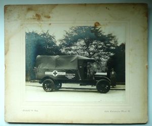 WW1 Red Cross Ambulance No 6 - Gift from the …