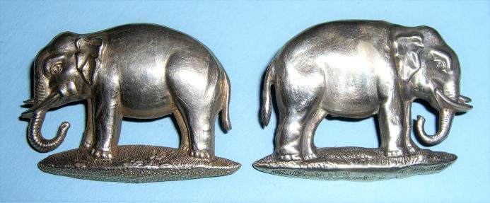 19th Royal Hussars (Queen Alexandra 's Own ) NCO 's White Metal Arm Badge — image 2