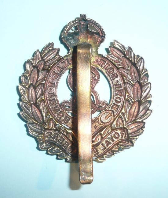 Royal Engineers EDVII Edwardian Other Ranks Brass Cap Badge — image 2