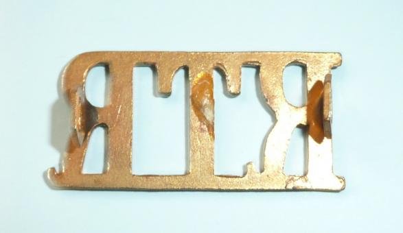 RTR Royal Tank Regiment Large Pattern Other Ranks Brass Shoulder Title — image 2