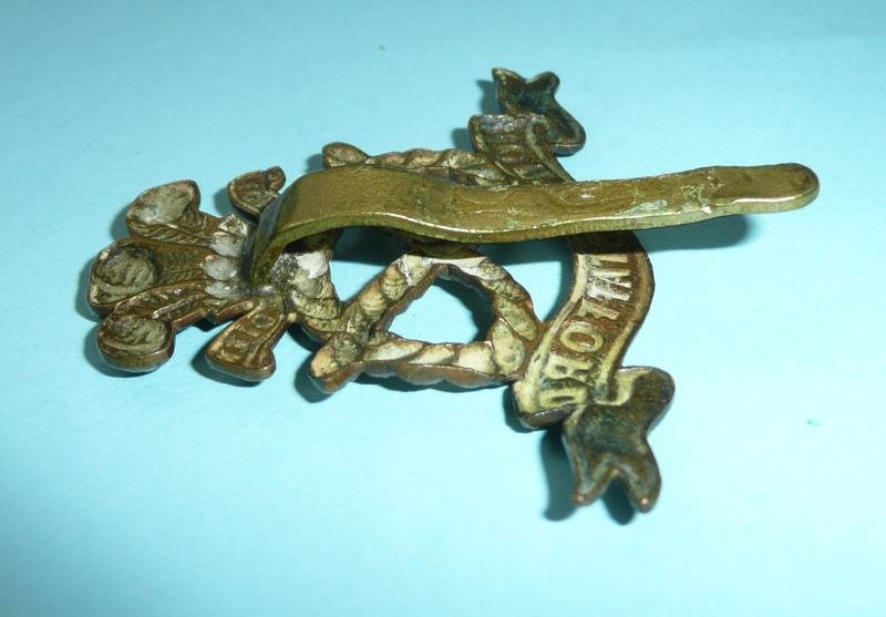 WW1 Economy The Prince of Wales's North Staffordshire Regiment Other Ranks Brass Cap Badge — image 4