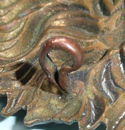 The Royal Fusiliers Regiment (City of London Regiment) - Edwardian Pattern Imperial Crown Other Ranks Brass Cap Badge — image 4