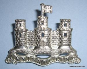 Royal Inniskilling Fusiliers Plated Irish Pipers Badge