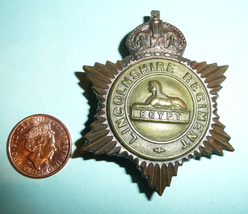 2nd Battalion Band The Lincolnshire Regiment Musicians Brass Metal Foreign Helmet Pagri Badge — image 2