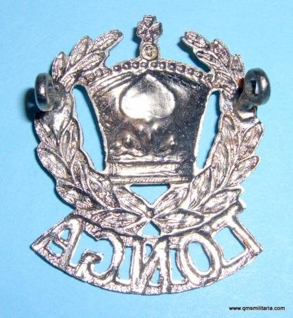South Pacific Tonga Police Chromed White Metal Cap Badge — image 2