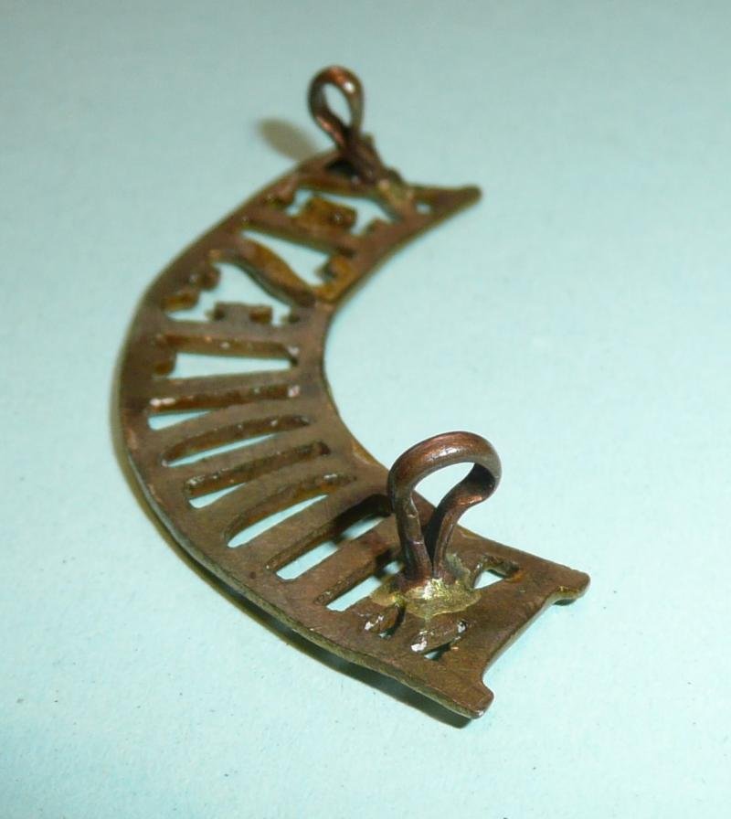 The Middlesex Regiment Brass Shoulder Title — image 3