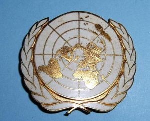 United Nations ( UN ) White Enamel and Gilt Peace …