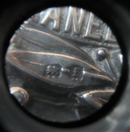 Indian Army - 104th Wellesley Rifles Officers Hallmarked Silver Pouch Belt Badge, 1903 - 1922 — image 5