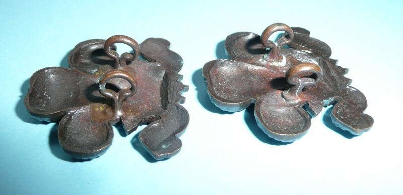 West Yorkshire Regiment Matched Pair of Officer's OSD Bronze Collar Badges — image 4