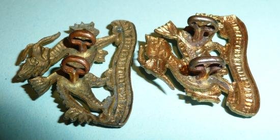 The Royal Berkshire Regiment Facing Pair of Other Ranks Collar Badges — image 4