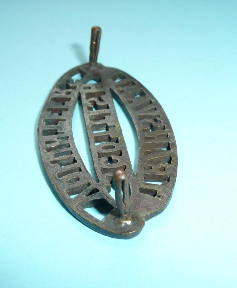 South Africa - Transvaal Scottish Volunteers One Piece Bronzed Shoulder Title — image 3