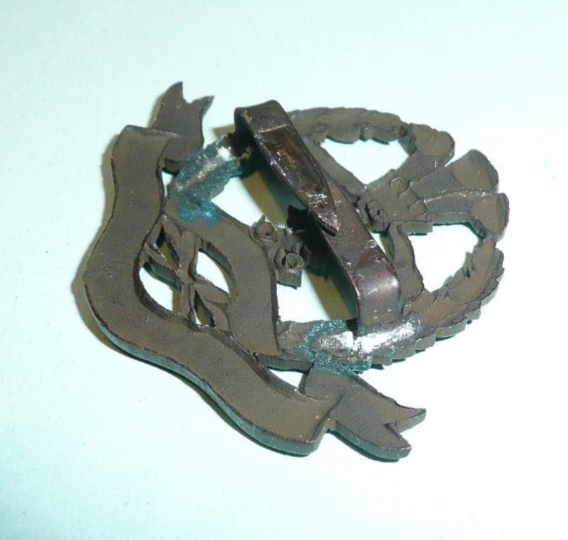 The Middlesex Regiment Officers OSD Bronze Cap Badge - Blades — image 4