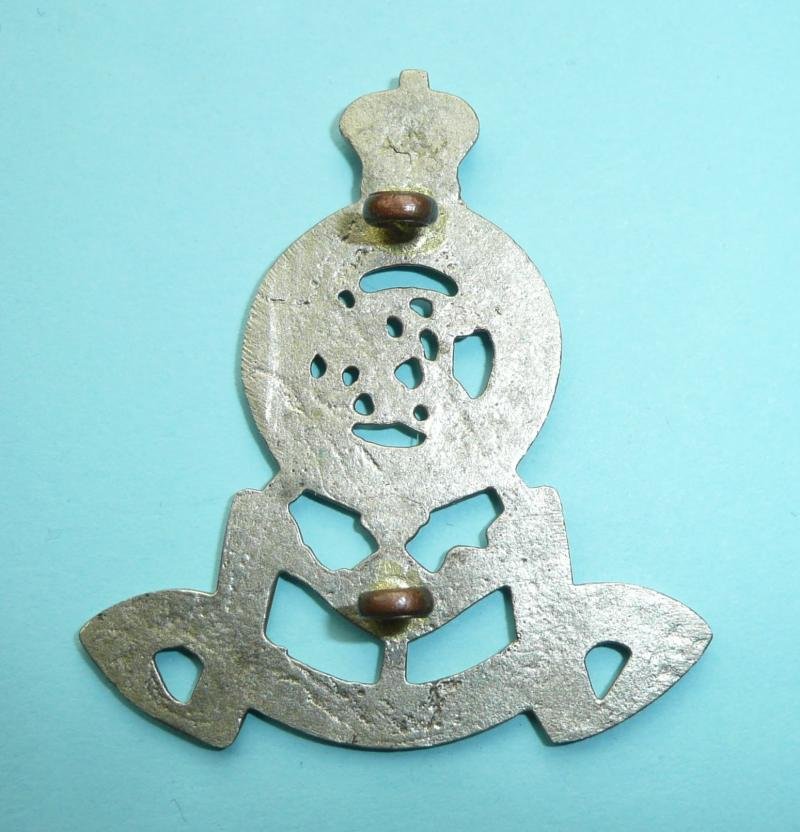 WW1 Indian Army - 2nd Queen Victoria's Own Rajput Light Infantry White Metal cap badge — image 3