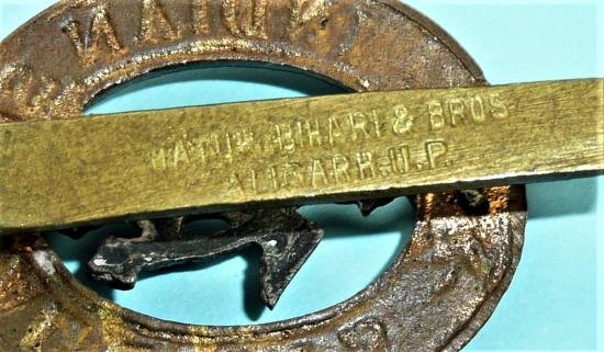 WW2 Indian Signal Corps Bi Metal Cap Badge - Maker Named — image 3
