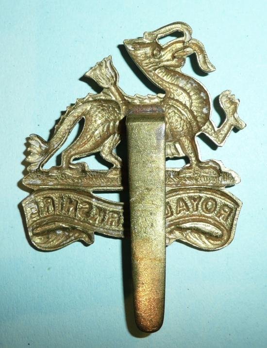 The Royal Berkshire Regiment ( Princess Charlotte of Wales ) Gilding Metal Other Ranks Cap Badge — image 2